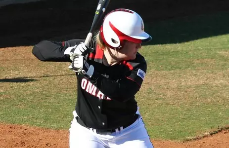 Mavs Take Two From Evansville to Win JSU Tournamen - Omaha Athletics