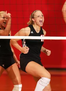 Volleyball Looks To Continue Winning Streak - Omaha Athletics