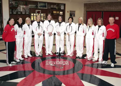 Mav Tennis Team Faces Alumni Saturday - Omaha Athletics