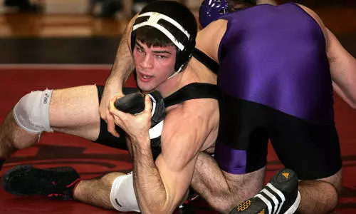 Mavericks Travel to Cedar Falls for the UNI Open