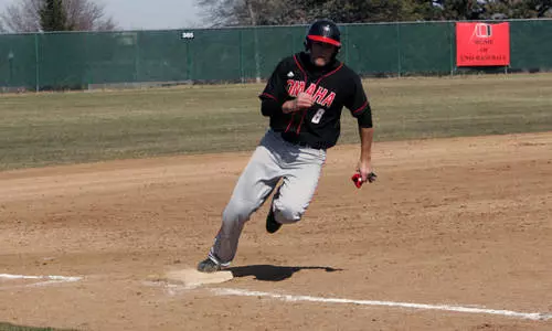 No. 25 Mavs Take Series Finale With 6-5 Win Over T - Omaha Athletics