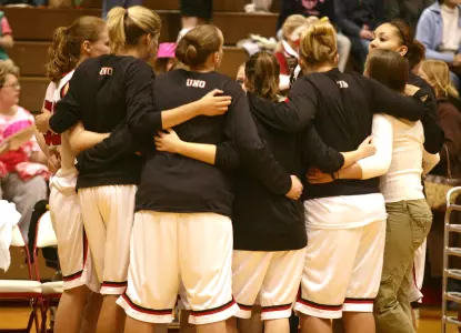 Mavericks Open Play in Exhibition at Nebraska - Omaha Athletics