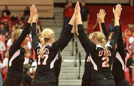 Mavericks Host First Red/Black Scrimmage - Omaha Athletics