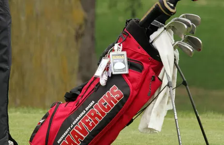 Both Maverick Golf Teams Begin Play - Omaha Athletics
