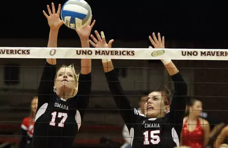 Hanssen Achieves First Double-Double as UNO Falls - Omaha Athletics