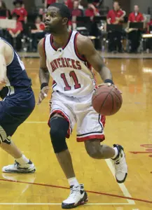 Mavericks Breeze to 9th Straight Win - Omaha Athletics