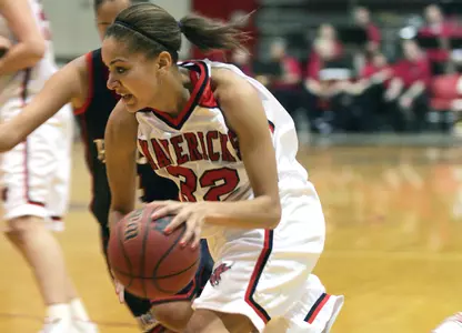 No. 16 Metro State Ends Mavs' Win Streak - Omaha Athletics