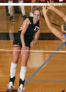 Findlay Edges UNO at Colorado Premier - Omaha Athletics