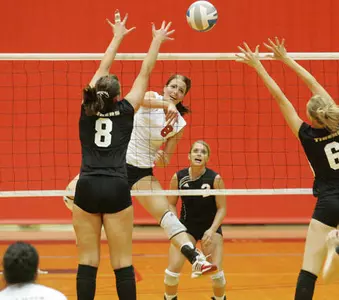 Mavs Complete Season Sweep Over Bearcats - Omaha Athletics