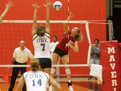 UNO Suffers Second-Straight Five-Set Loss - Omaha Athletics