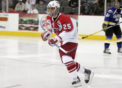MarshallaEUs Hat Trick Gives UNO 4-1 Victory - Omaha Athletics