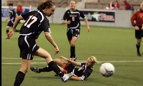 Mavericks Blank Bearcats, 1-0 - Omaha Athletics