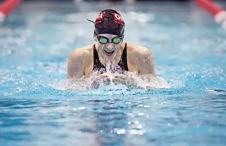 Hutt Breaks Records at Mutual Invite - Omaha Athletics