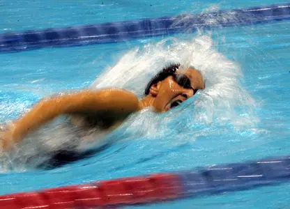 Kline Breaks Two School Records, Mavs Stand in Six - Omaha Athletics