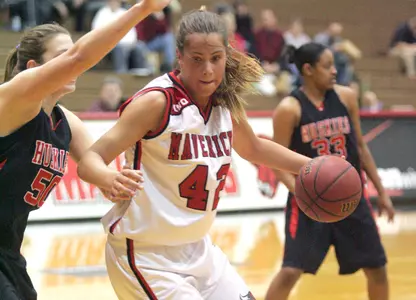 Mavs Cruise to 76-48 Win Over Grand View - Omaha Athletics