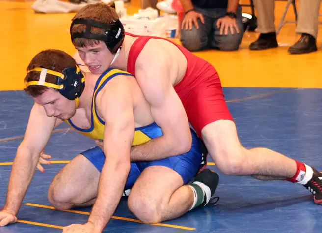No. 2 UNK Edges Mavs to Claim National Duals Title