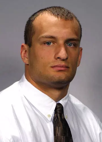 Mavs Outlast St. Cloud State, 39-36
