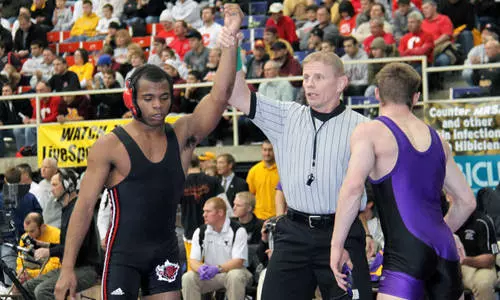 UNO Rolls Into Finals With 30-6 Win Over Minnesota