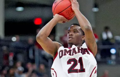 Simmons Surges as Mavs Fall to Huskers - Omaha Athletics