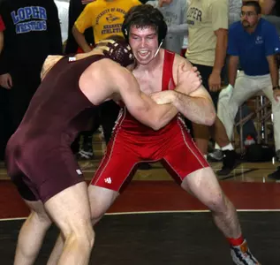Mavericks Named All-Academic Wrestlers