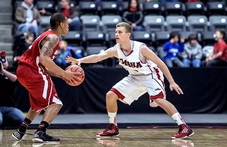 Omaha Heads to CSU Bakersfield - Omaha Athletics