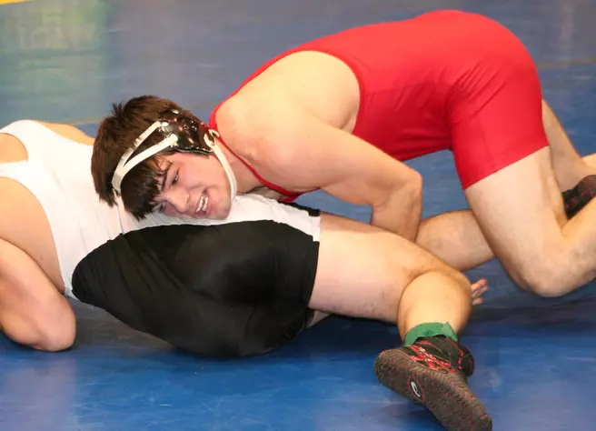 No. 4 Mavs Battle Findlay in 1st Round of National