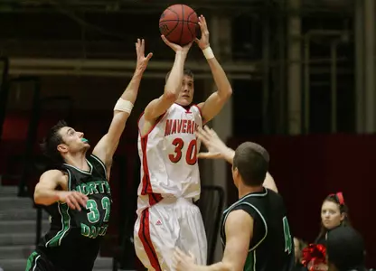 Mavericks Rally to Defeat Sioux, 96-88 - Omaha Athletics