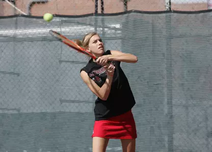 Mavs Sweep Nebraska Wesleyan in Season Opener - Omaha Athletics