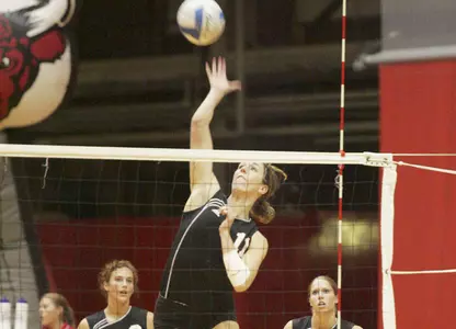 No. 4 Bulldogs Nip Mavericks in NCC Opener - Omaha Athletics