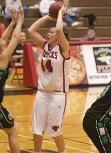 Mavs Spread Wealth in 87-56 Win - Omaha Athletics