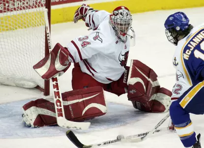 Hockey Team to Hold Scrimmage Saturday - Omaha Athletics