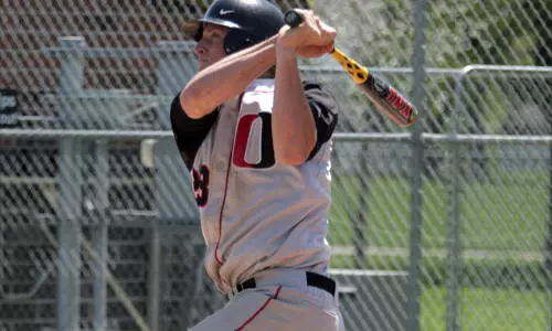 UNO Tops Upper Iowa, 11-4 - Omaha Athletics