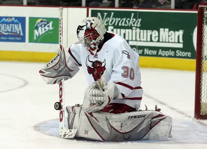 Mavericks Blank Bulldogs, 2-0 - Omaha Athletics