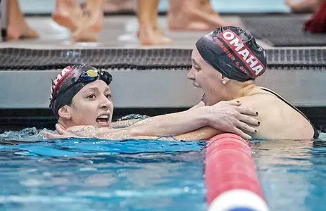 Mavericks Win Grinnell Invite - Omaha Athletics