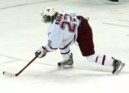 Mavs Skate Past Northern Michigan, 6-1 - Omaha Athletics