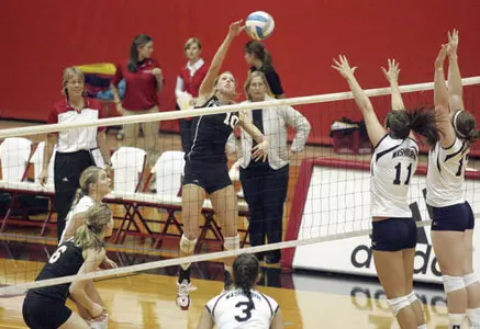 Mavs Tame Tigers, 3-0 - Omaha Athletics