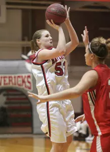 Mavericks Fall Short of Vikings, 64-59 - Omaha Athletics