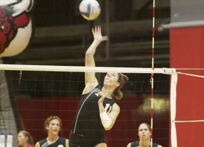 UNO Splits to Open 2008 Volleyball Season - Omaha Athletics
