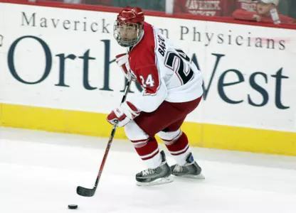 UNO Rallies to Beat Alaska, 4-3 - Omaha Athletics