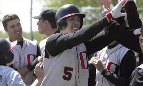 Mavs Win Twice to Reach Regional Finals - Omaha Athletics