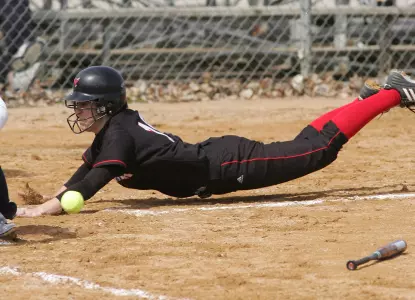 Mavs Win Twice on First Day of Spring Trip - Omaha Athletics