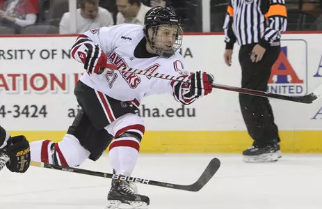 Tigers Hold On To Edge Mavericks, 4-3 - Omaha Athletics