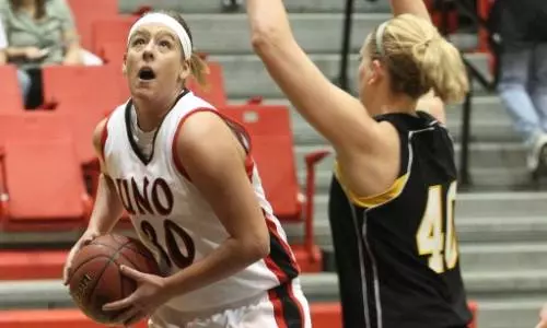 Mavericks Drop Heartbreaker to No. 20 Emporia Stat - Omaha Athletics