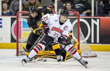 Mavs Gain Ground in Weekly Hockey Polls - Omaha Athletics