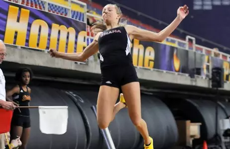 Spenner Gets Summit Record 5th Award - Omaha Athletics