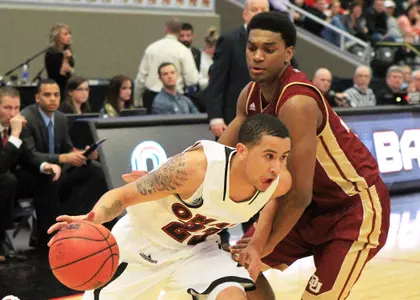 Mavericks Hit the Road to Meet Mastodons - Omaha Athletics
