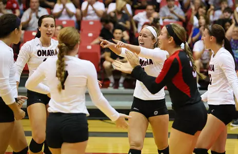 Omaha Tangles With North Dakota State, Denver - Omaha Athletics