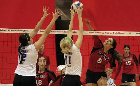 Mavericks Battle With Fort Wayne on Sunday - Omaha Athletics