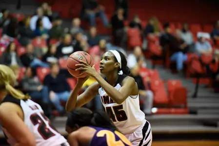 Mavs Cruise to Victory in Season Opener, 59-39 - Omaha Athletics