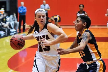 Omaha Cruises By Graceland, 89-54 - Omaha Athletics